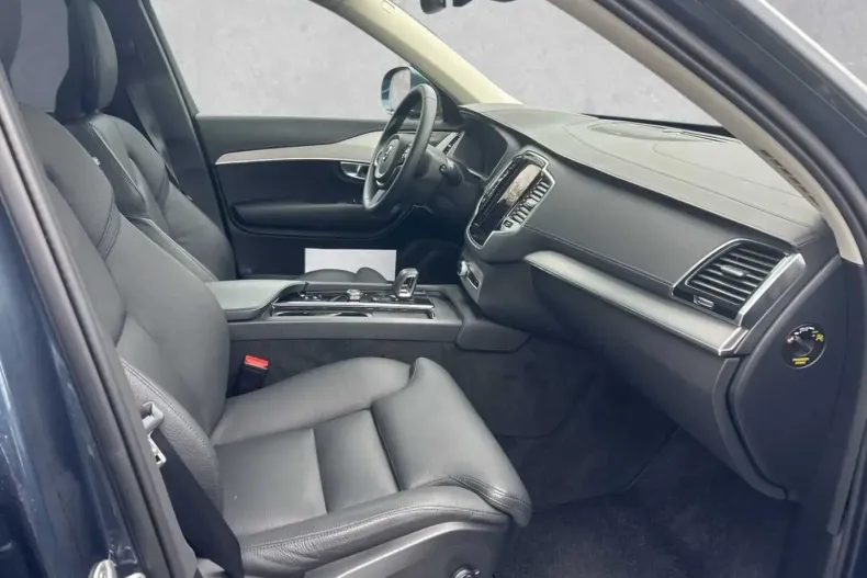 Volvo XC90 din 2023 cu 33.800 km - oferta VOL164340 - foto 9