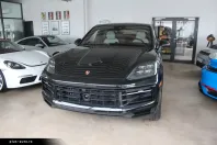 Porsche Cayenne din 2025 cu 100 km - oferta POR164345 - foto 1