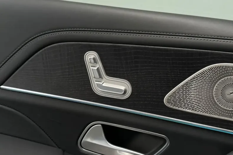 Mercedes-Benz GLE 63 AMG din 2021 cu 58.000 km - oferta MER164346 - foto 28