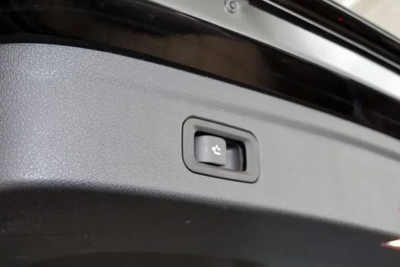 Mercedes-Benz GLE 400 din 2024 cu 66.390 km - oferta MER164348 - foto 12