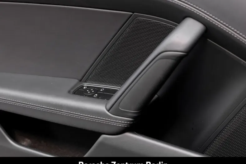 Porsche 992 din 2024 cu 20.569 km - oferta POR164350 - foto 24