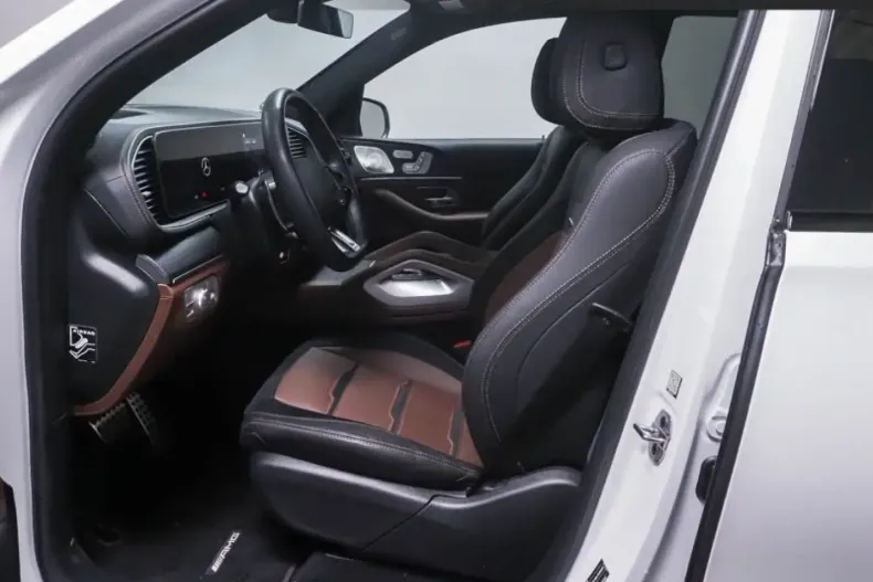 Mercedes-Benz GLE 53 AMG din 2024 cu 9.832 km - oferta MER164352 - foto 6