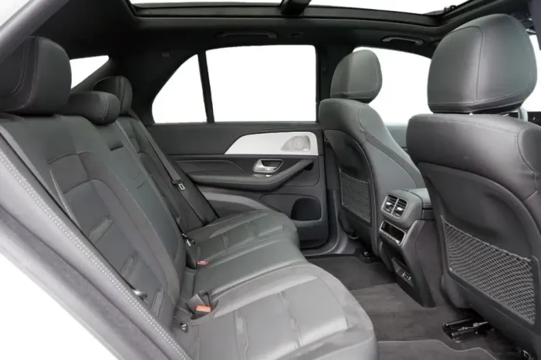 Mercedes-Benz GLE 53 AMG din 2024 cu 18.684 km - oferta MER164354 - foto 13