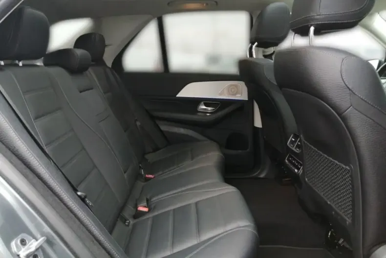 Mercedes-Benz GLE 350 din 2023 cu 79.200 km - oferta MER164363 - foto 12