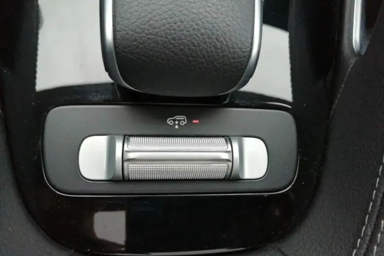 Mercedes-Benz GLE 350 din 2023 cu 79.200 km - oferta MER164363 - foto 21