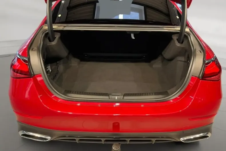 Mercedes-Benz E 220 din 2024 cu 18.002 km - oferta MER164364 - foto 12