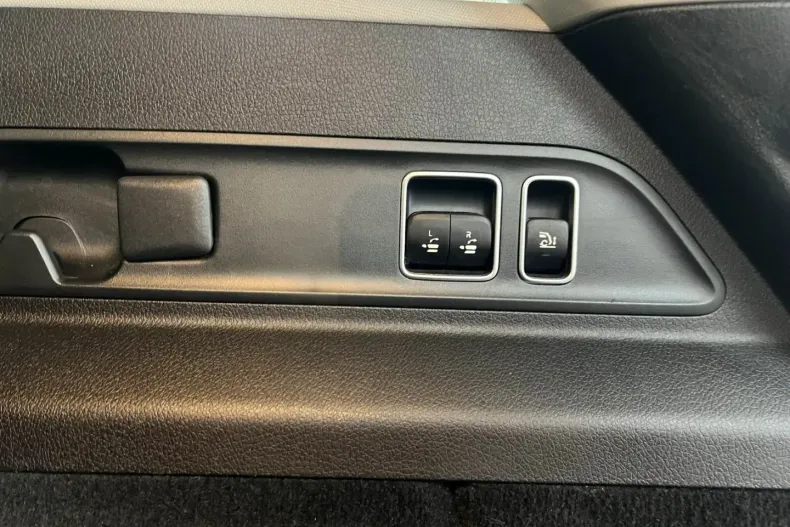 Mercedes-Benz GLE 400 din 2021 cu 71.754 km - oferta MER164371 - foto 30