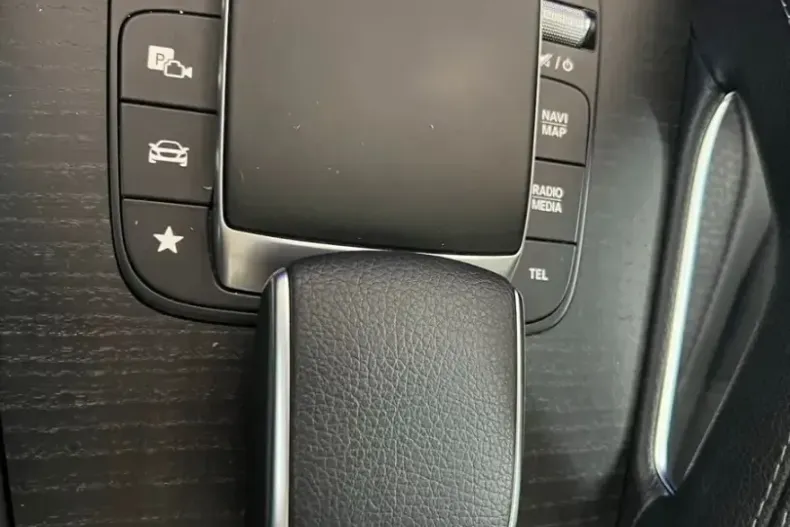 Mercedes-Benz GLE 400 din 2021 cu 71.754 km - oferta MER164371 - foto 33