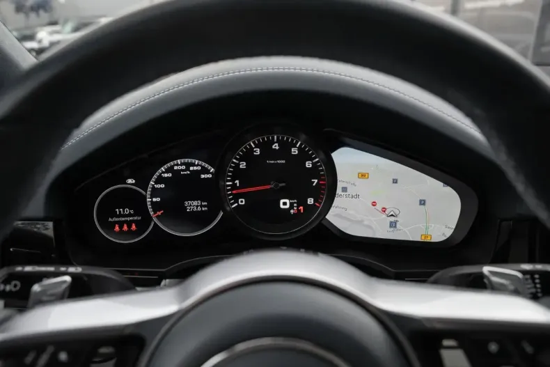 Porsche Cayenne din 2022 cu 37.300 km - oferta POR164372 - foto 26