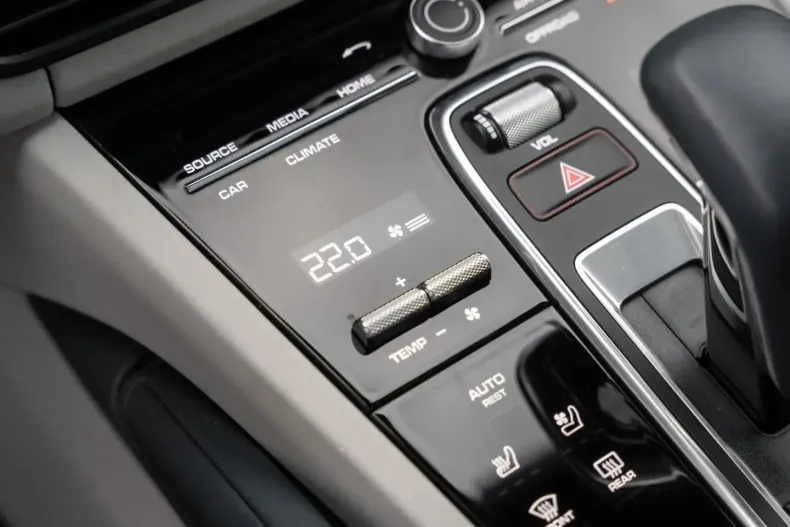 Porsche Cayenne din 2022 cu 37.300 km - oferta POR164372 - foto 33