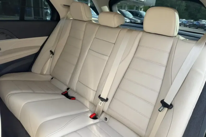 Mercedes-Benz GLE 400 din 2020 cu 98.631 km - oferta MER164373 - foto 16