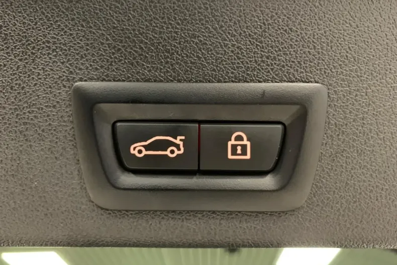 BMW X6 M din 2022 cu 37.497 km - oferta BMW164375 - foto 19