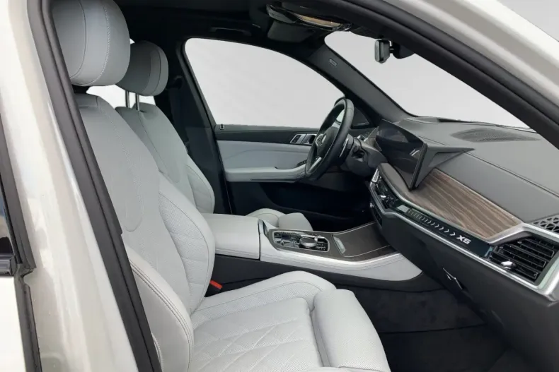 BMW X5 din 2025 cu 19.442 km - oferta BMW164394 - foto 3