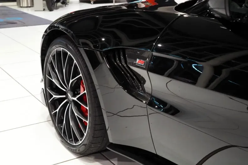 Aston Martin V8 Vantage din 2023 cu 12.800 km - oferta AST164401 - foto 23