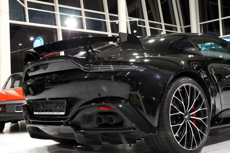 Aston Martin V8 Vantage din 2023 cu 12.800 km - oferta AST164401 - foto 32