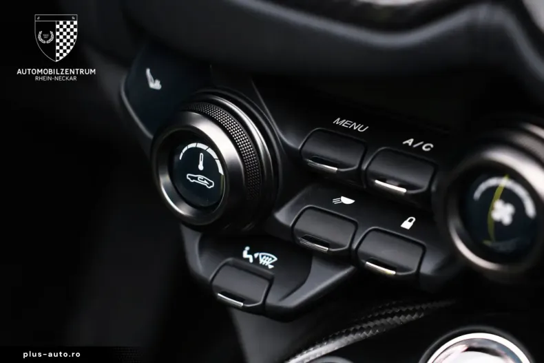 Aston Martin V8 Vantage din 2023 cu 24.334 km - oferta AST164402 - foto 29