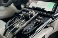 Aston Martin V8 Vantage din 2024 cu 10.000 km - oferta AST164403 - foto 24