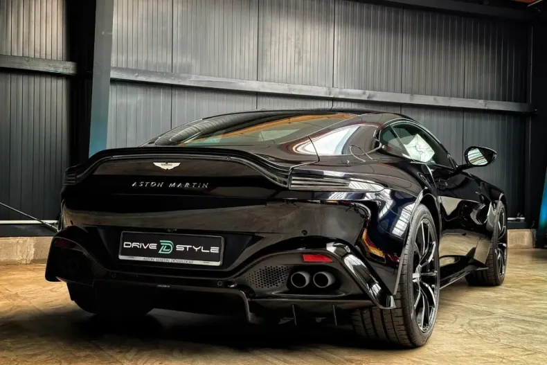 Aston Martin V8 Vantage din 2023 cu 13.144 km - oferta AST164407 - foto 5