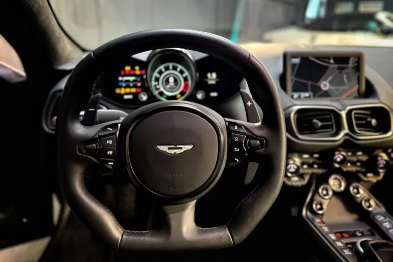 Aston Martin V8 Vantage din 2023 cu 13.144 km - oferta AST164407 - foto 16