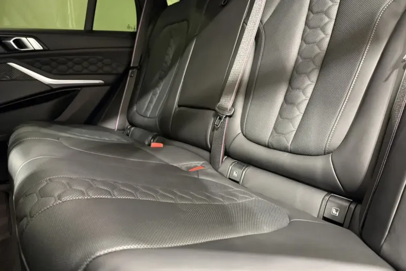 BMW X5 M din 2023 cu 18.643 km - oferta BMW164411 - foto 3