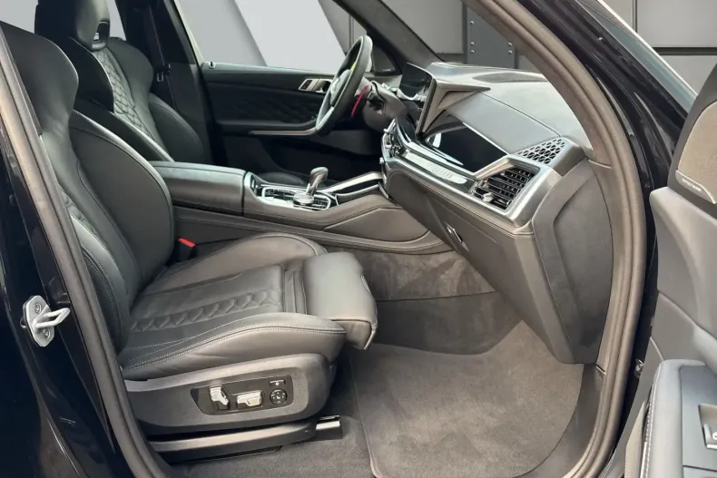 BMW X5 M din 2025 cu 22.261 km - oferta BMW164413 - foto 10