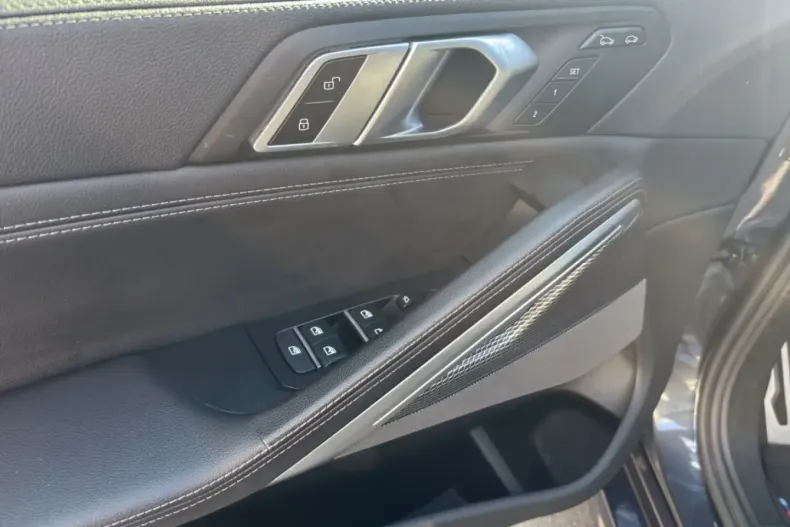 BMW X6 M50 din 2022 cu 59.802 km - oferta BMW164441 - foto 9