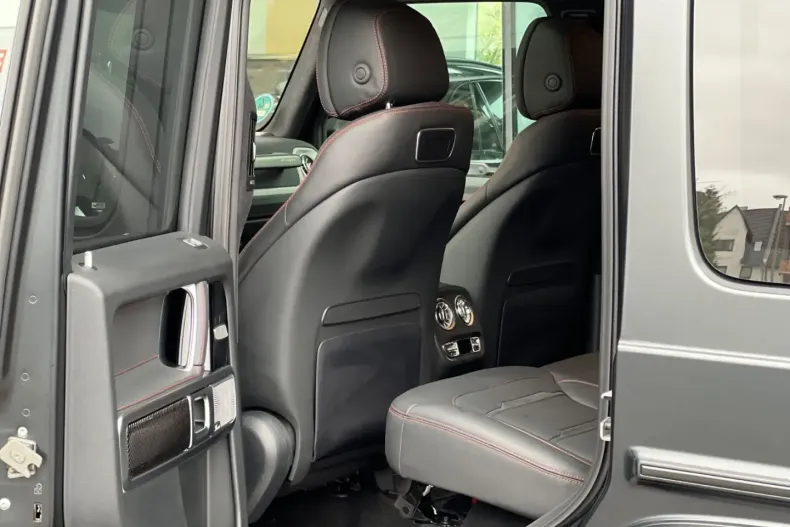 Mercedes-Benz G 63 AMG din 2024 cu 23.800 km - oferta MER164446 - foto 9