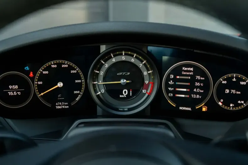 Porsche 992 din 2021 cu 14.000 km - oferta POR164449 - foto 12