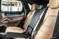 Porsche Cayenne din 2025 cu 16.990 km - oferta POR164456 - foto 24