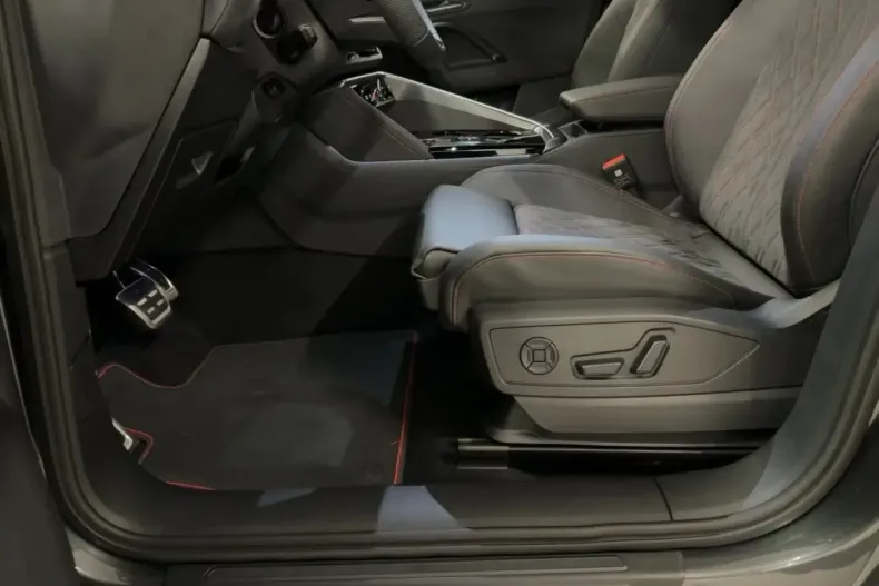 Audi Q5 din 2025 cu 6.000 km - oferta AUD164458 - foto 4