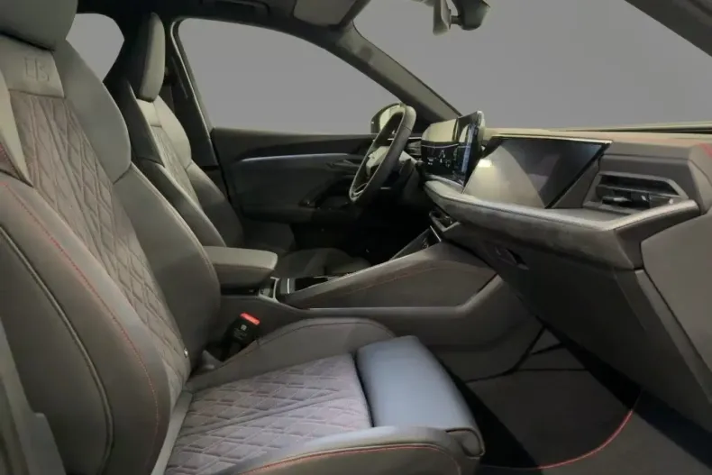 Audi Q5 din 2025 cu 6.000 km - oferta AUD164458 - foto 14