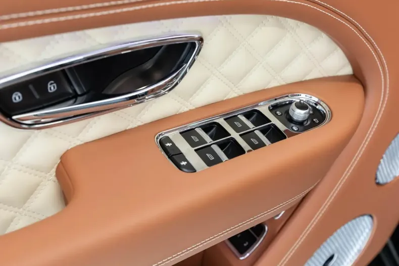 Bentley Bentayga din 2024 cu 4.000 km - oferta BEN164462 - foto 11