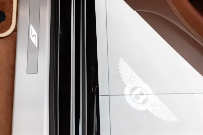 Bentley Bentayga din 2024 cu 4.000 km - oferta BEN164462 - foto 12