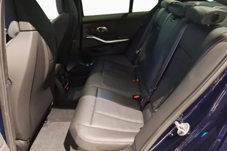 BMW M3 din 2024 cu 11.859 km - oferta BMW164465 - foto 9