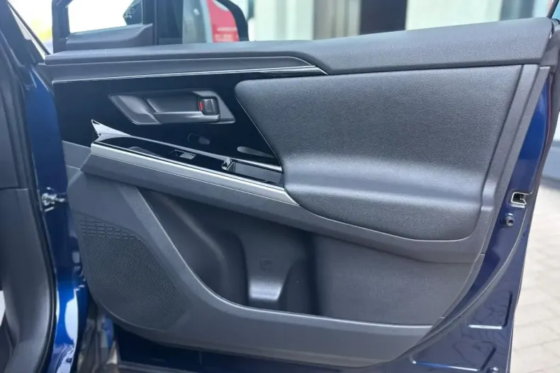 Toyota bZ4X din 2025 cu 16.000 km - oferta TOY164469 - foto 25