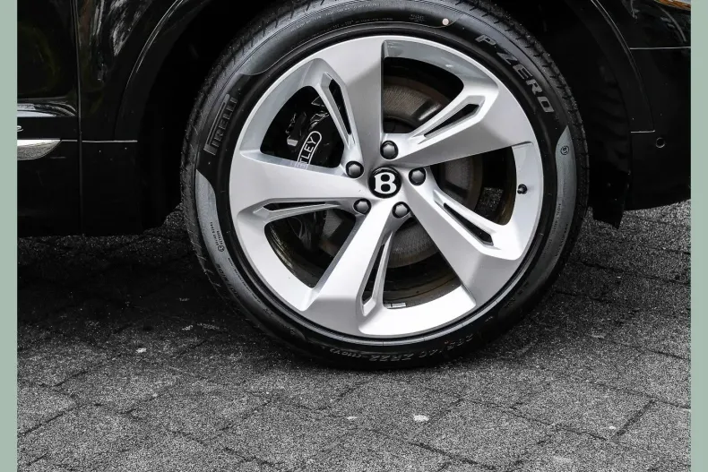 Bentley Bentayga din 2024 cu 4.590 km - oferta BEN164476 - foto 7