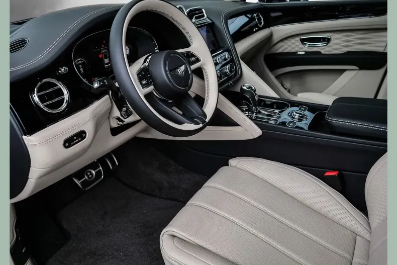 Bentley Bentayga din 2024 cu 4.590 km - oferta BEN164476 - foto 9