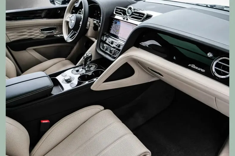 Bentley Bentayga din 2024 cu 4.590 km - oferta BEN164476 - foto 12