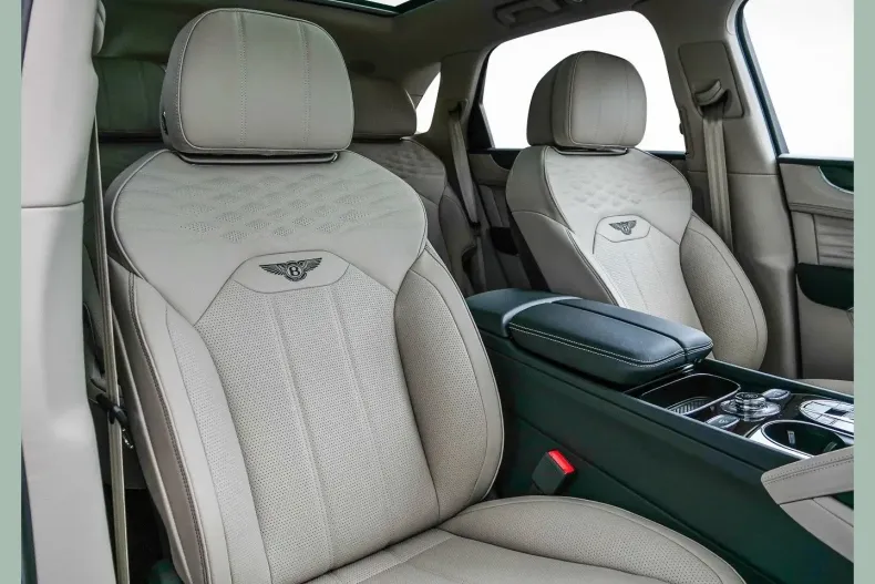 Bentley Bentayga din 2024 cu 4.590 km - oferta BEN164476 - foto 14