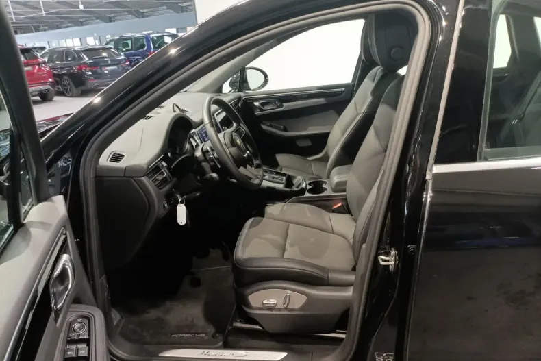 Porsche Macan din 2022 cu 25.940 km - oferta POR164491 - foto 7