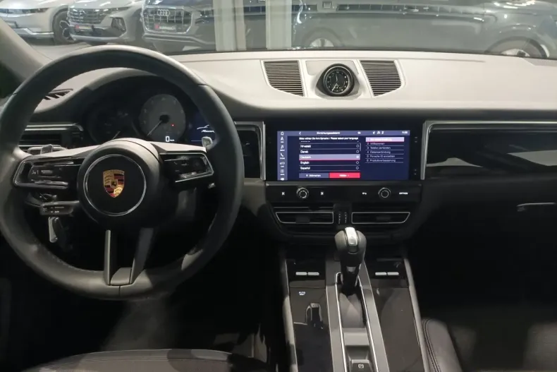 Porsche Macan din 2022 cu 25.940 km - oferta POR164491 - foto 8