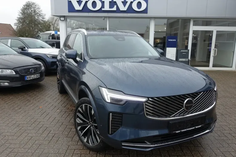 Volvo XC90 din 2025 cu 26.752 km - oferta VOL164500 - foto 3