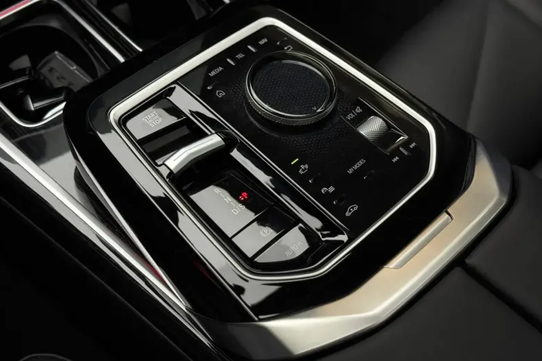 BMW 740 din 2025 cu 30.000 km - oferta BMW164515 - foto 16