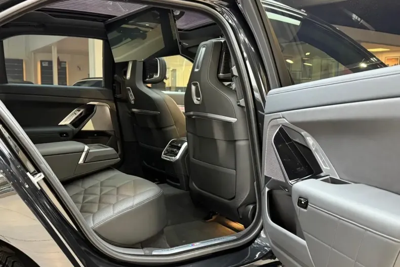 BMW 740 din 2025 cu 30.000 km - oferta BMW164515 - foto 19