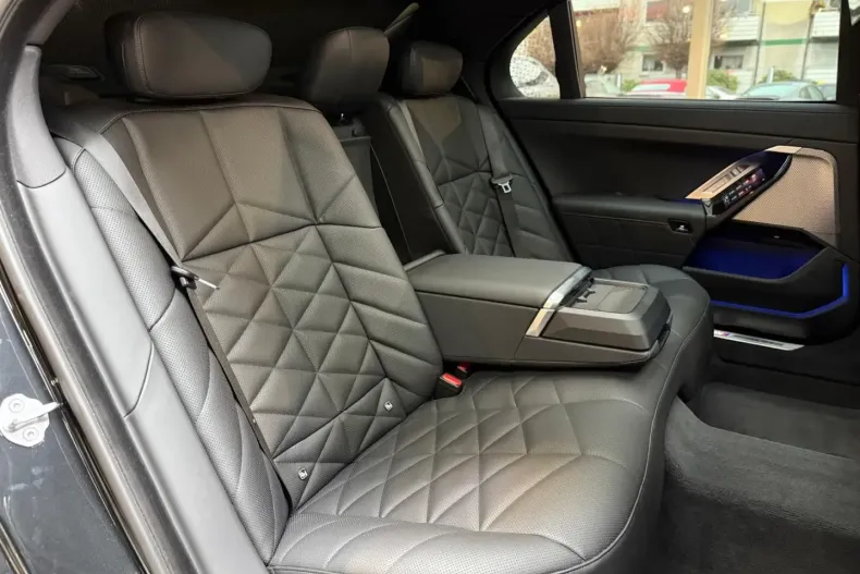 BMW 740 din 2025 cu 30.000 km - oferta BMW164515 - foto 22