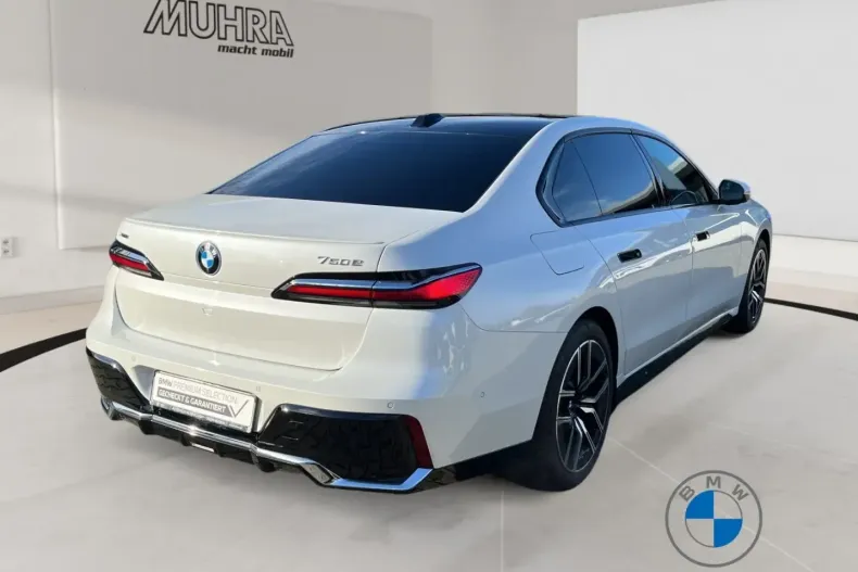 BMW 750 din 2024 cu 27.792 km - oferta BMW164518 - foto 5