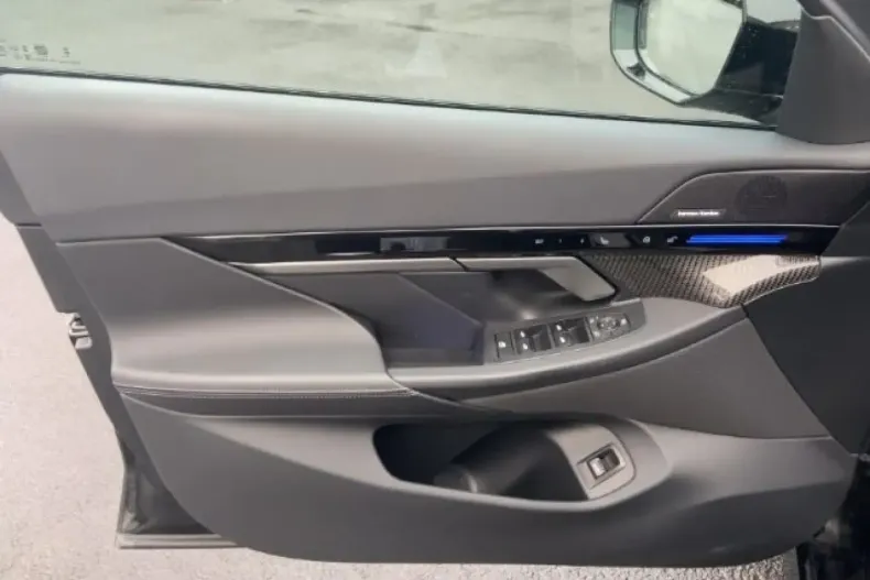 BMW 540 din 2024 cu 10.195 km - oferta BMW164529 - foto 11