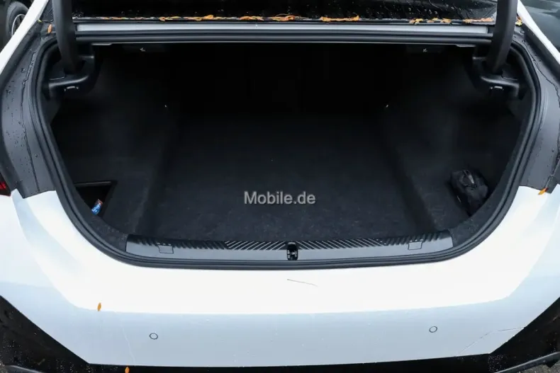 BMW 520 din 2025 cu 25.940 km - oferta BMW164530 - foto 8