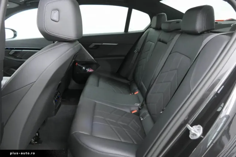 BMW 520 din 2025 cu 23.800 km - oferta BMW164532 - foto 10