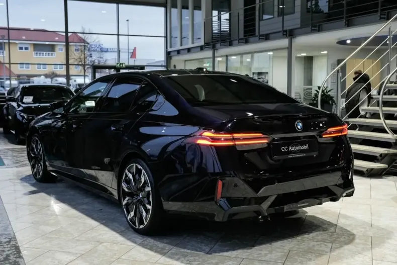 BMW 520 din 2024 cu 13.190 km - oferta BMW164534 - foto 11